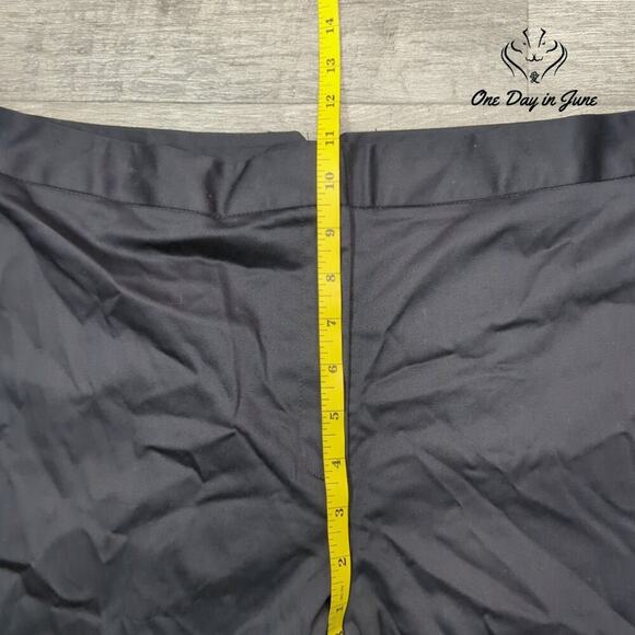 RQT This and That Cropped Embroidered Pants Size 12 - Picture 4 of 6